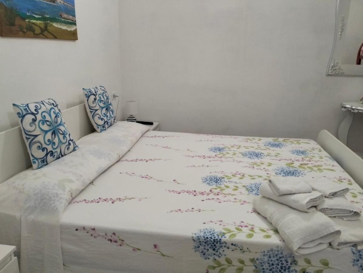 B&B Orazio U Vitturisi Portopalo Di Capo Passero Rum bild