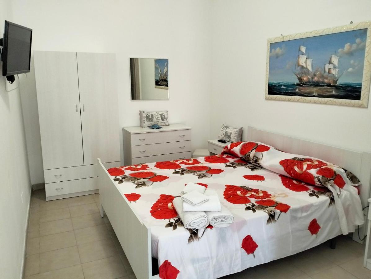 B&B Orazio U Vitturisi Portopalo Di Capo Passero Exteriör bild